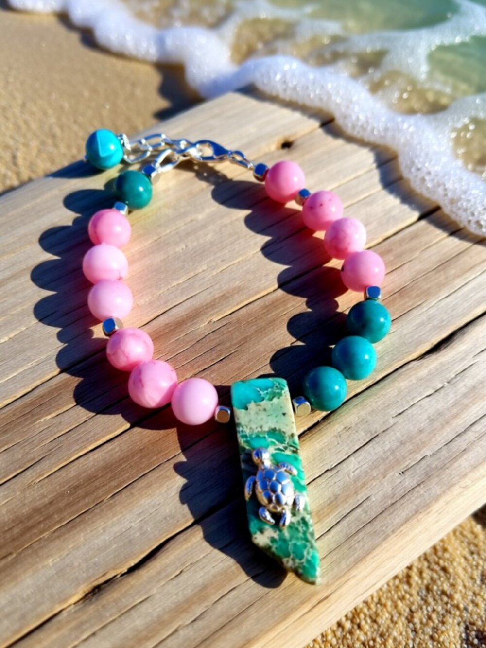 Vacation Ready! Beachy Sea Turtle Adjustable Bracelet - Colorful Jasper & Agate - Picture 8 of 10
